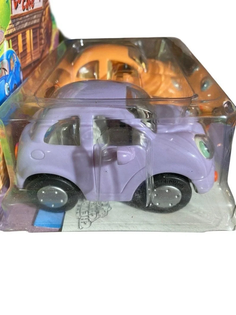 Vintage 1999 Chevron Cars collectible figures,  Zachary Zoomer & Skyler Scamper